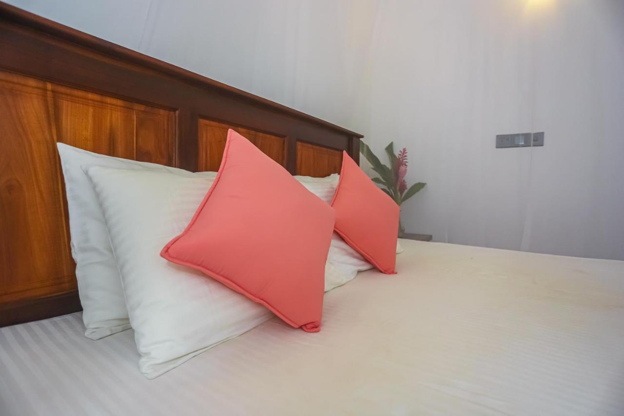 Saku Residence Unawatuna Luaran gambar