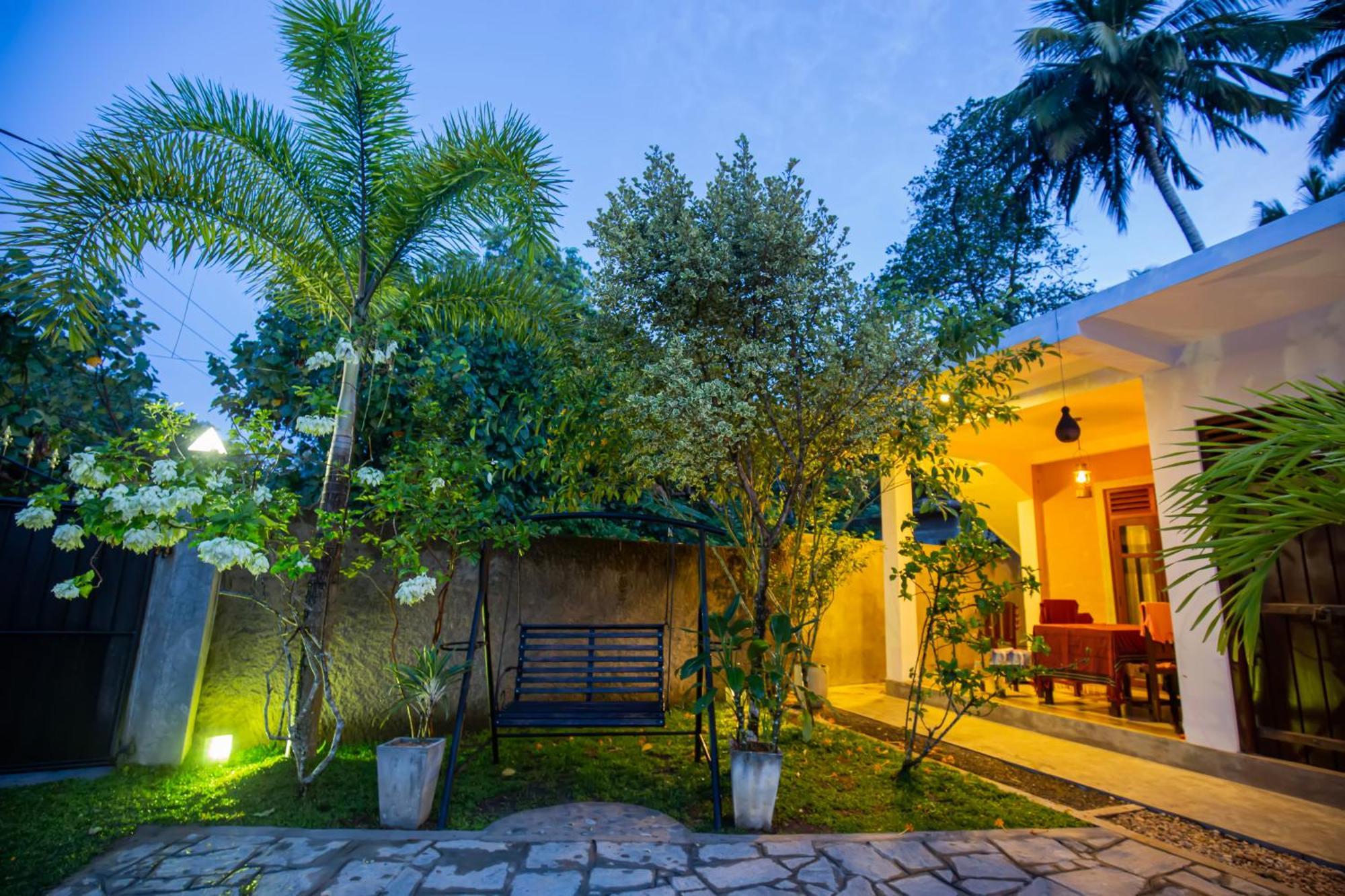Saku Residence Unawatuna Luaran gambar