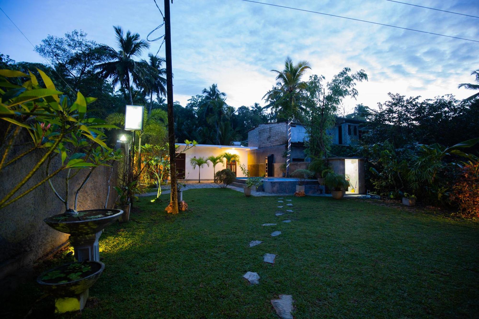 Saku Residence Unawatuna Luaran gambar